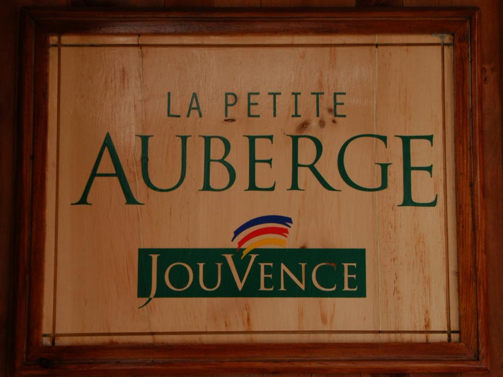 La Petite Auberge De Jouvence Magog Esterno foto