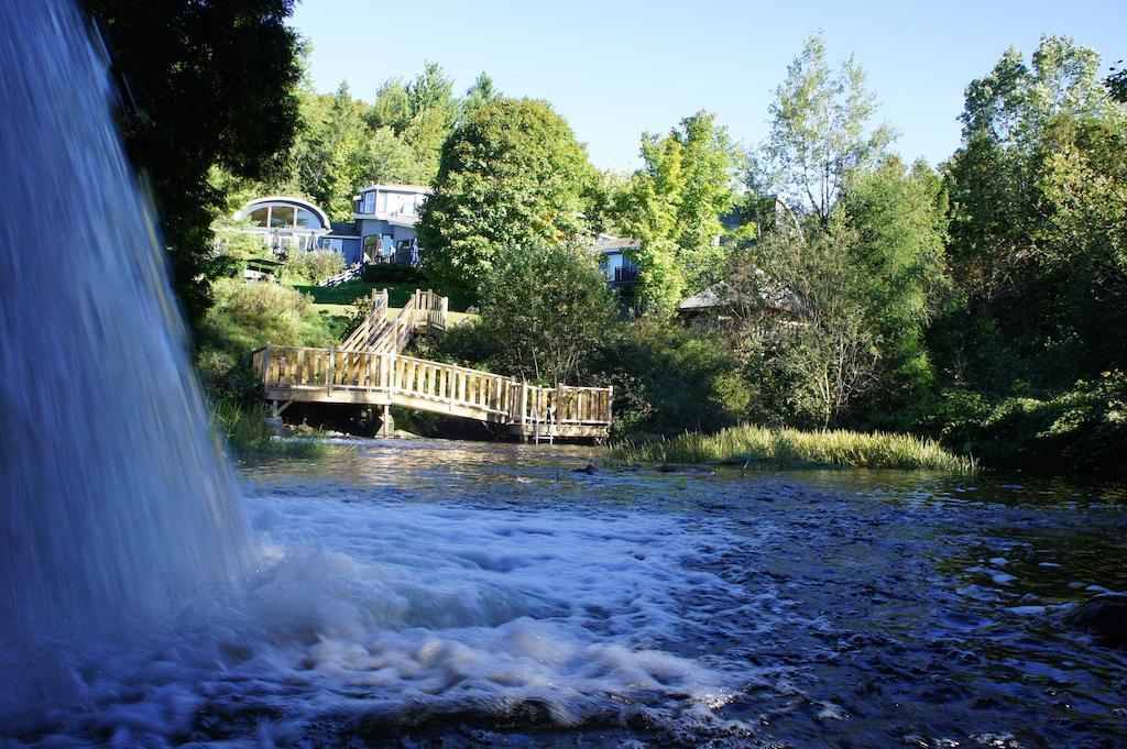 La Petite Auberge De Jouvence Magog Esterno foto