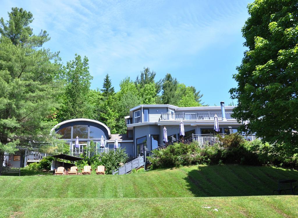 La Petite Auberge De Jouvence Magog Esterno foto